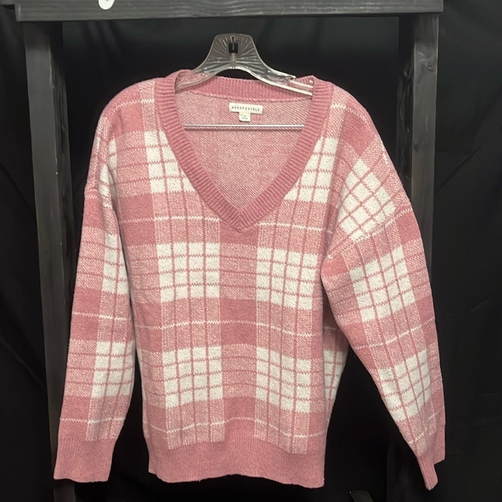 Aeropostale- vneck pink and white plaid sweater